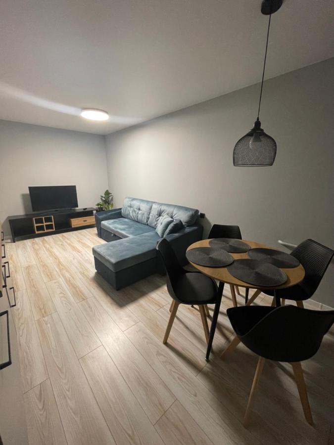 Mb Livinga Apartamentai Naftininku G มาเชอิเก ภายนอก รูปภาพ